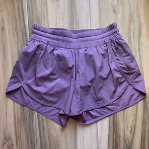 Lululemon tracker shorts size 8 4in
